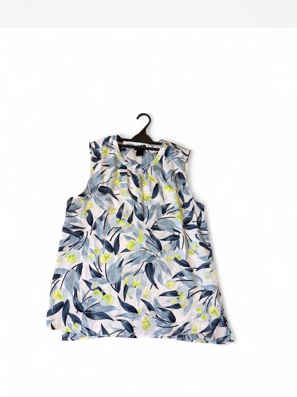 Ann Taylor Floral Sleeveless Shell - White Blue Green